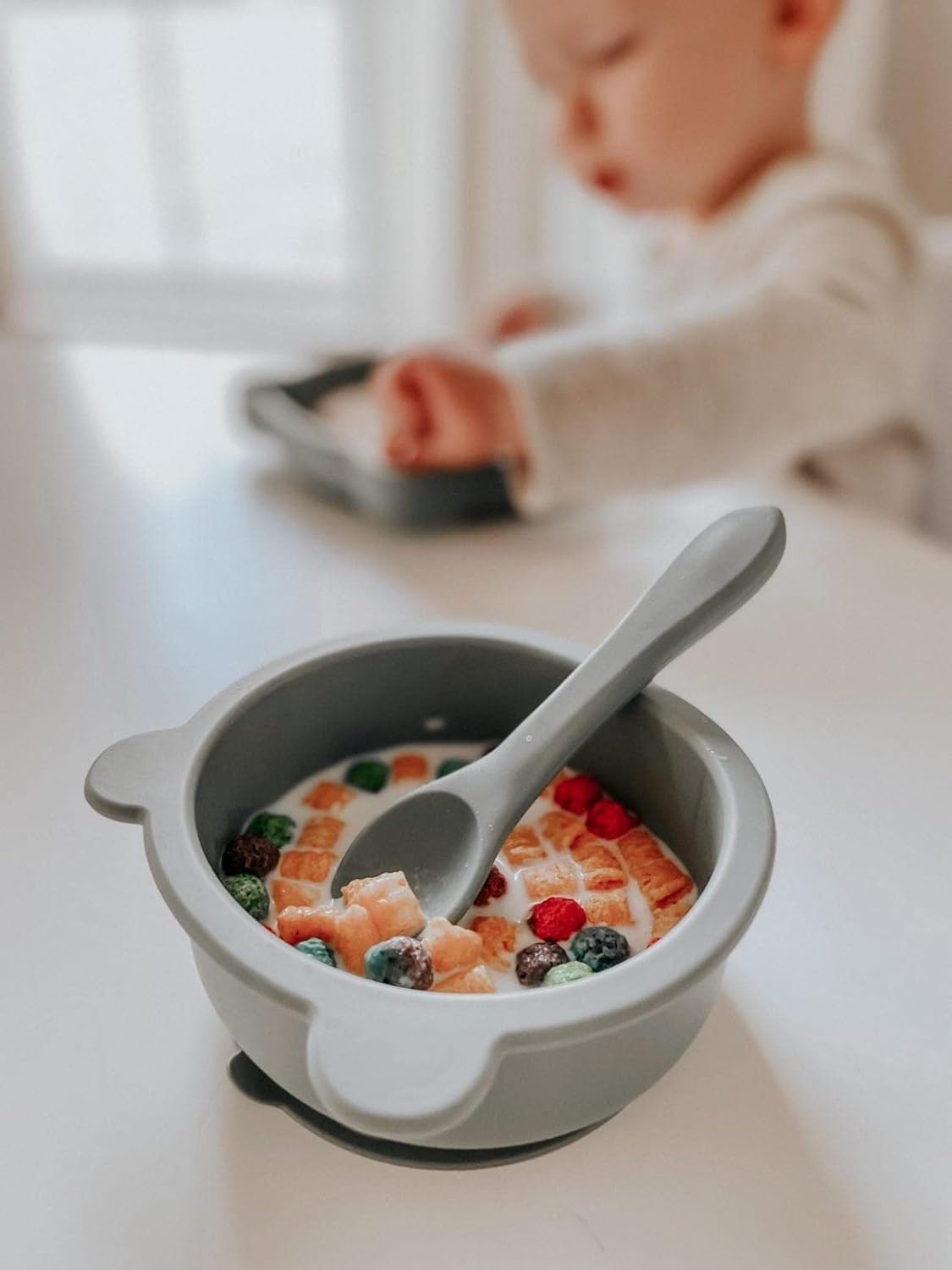 Plato de succión de silicona para niños, cuenco de succión y cucharas para bebés, sin BPA (salvia)
