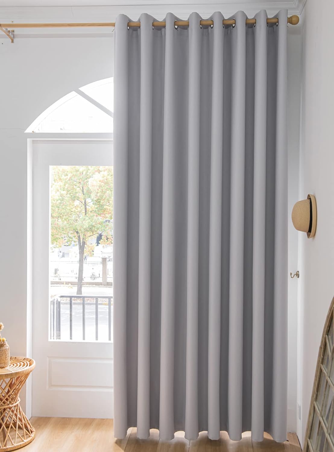 MOONVAN Cortinas opacas 100% blancas grisáceas para ventana para dormitorio, 95 pulgadas de largo, juego de 2 paneles con ojales, cortinas opacas