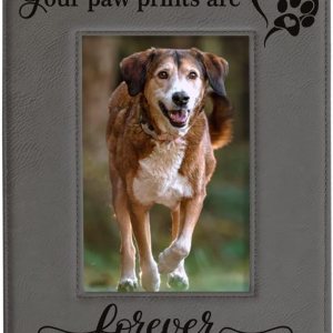 KATE POSH – Your Paw Prints are Forever in our Hearts. Marco de fotos de cuero grabado. Regalo conmemorativo para mascotas, pérdida de perro y gato, KATE POSH – Your Paw Prints are Forever in our Hearts. Marco de fotos de cuero grabado. Regalo conmemorativo para mascotas, pérdida de perro y gato,