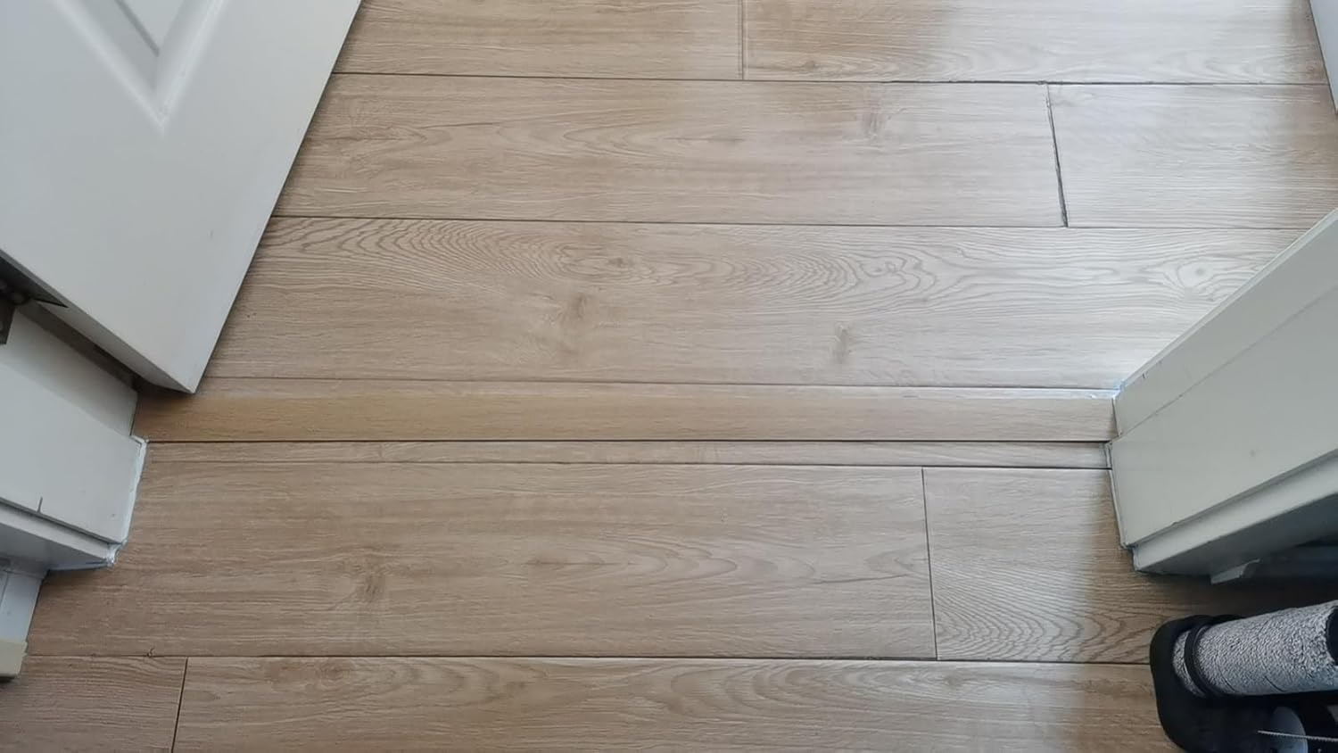 T-Molding – Tiras de transición de imitación de madera, umbral de puerta plana de alfombra a azulejo, borde de umbral autoadhesivo, tira de suelo de