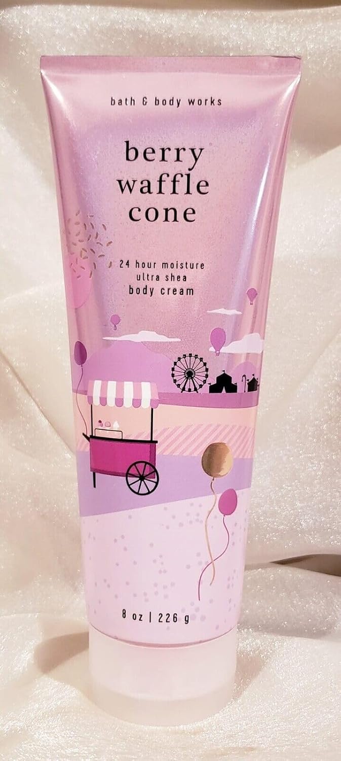 Bath & Body Works Berry Waffle Cone Signature Collection Ultra Crema corporal de karité, 8 onzas (cono de gofre de baya)