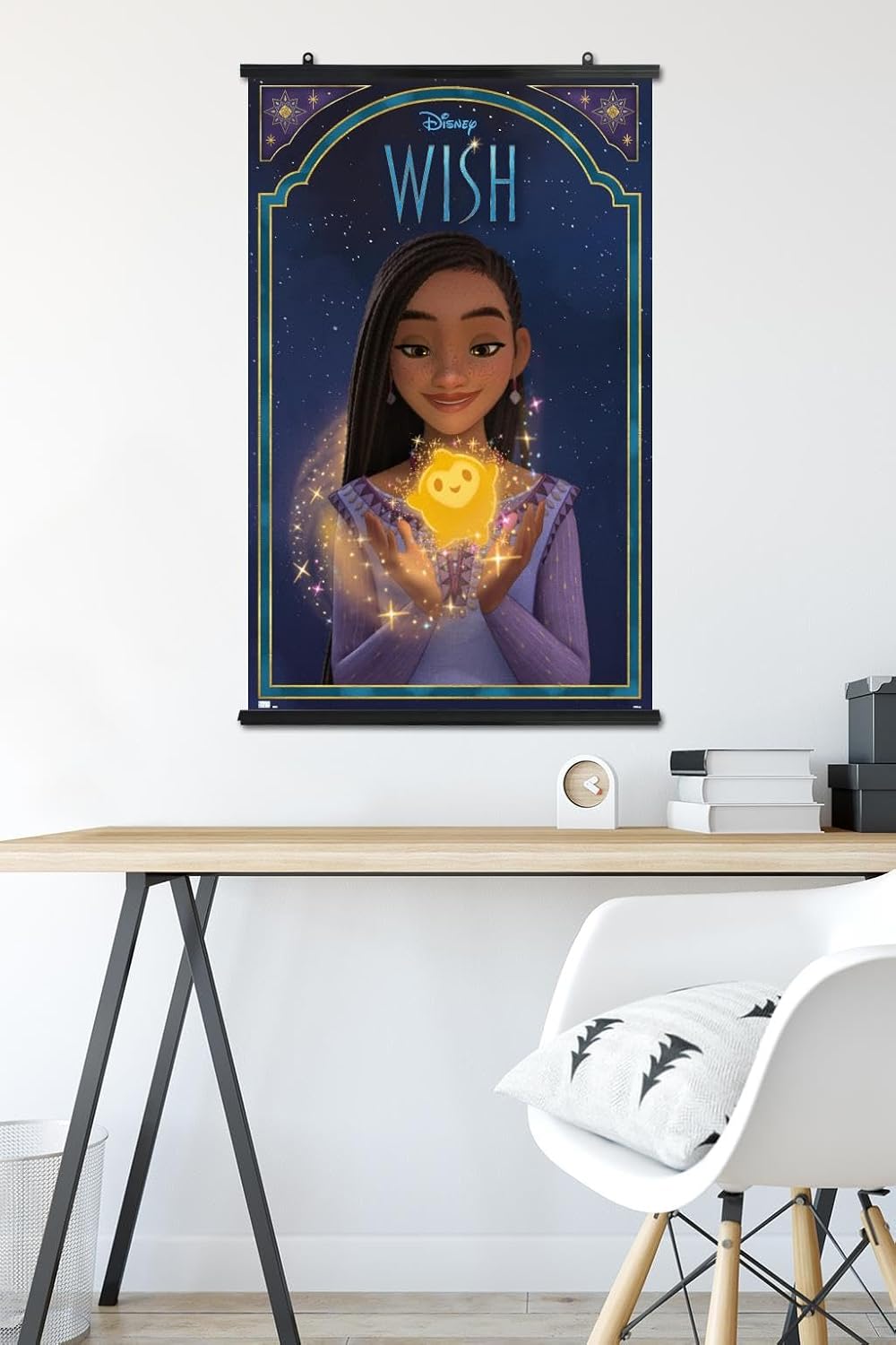 Trends International Disney Wish – Póster de pared de Asha & Star, 22.37 x 34.00 pulgadas, paquete de póster y clip