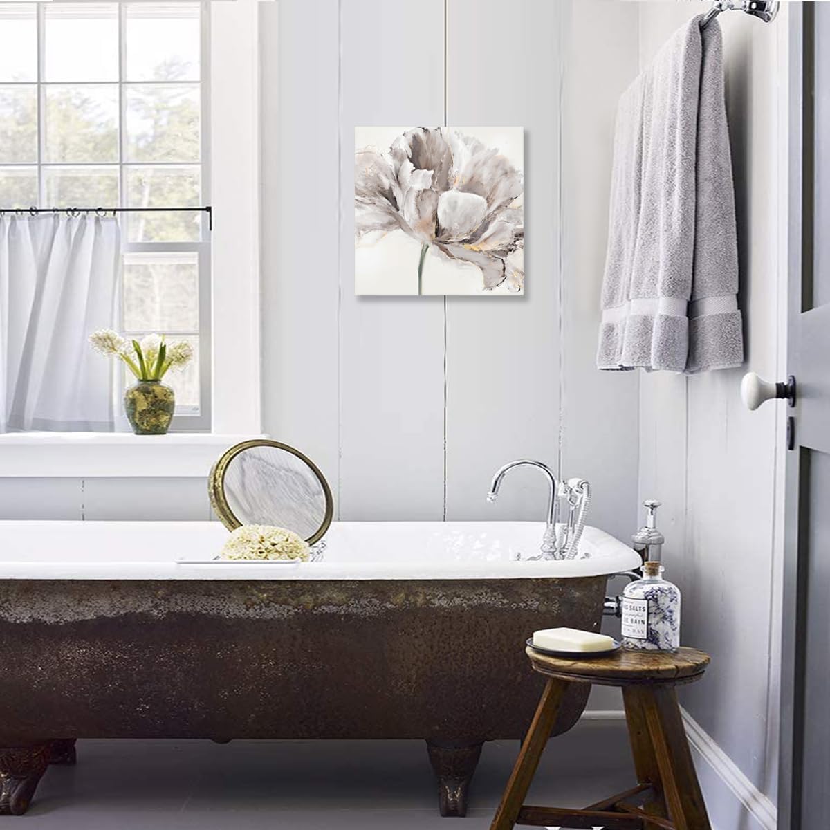 Arte de pared de flores florecientes, arte de pared blanco abstracto floral con pintura a mano dorada sobre lienzo para paredes de baño y