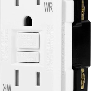 Tienda Basics Receptáculo GFCI resistente a la intemperie con indicador LED, 15 amperios, color blanco Tienda Basics Receptáculo GFCI resistente a la intemperie con indicador LED, 15 amperios, color blanco