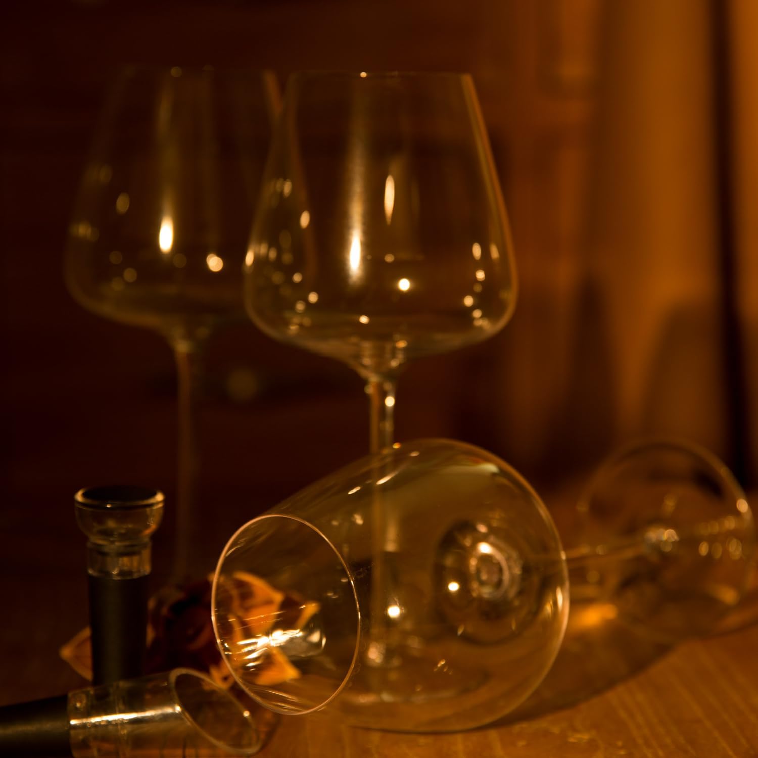 Copas de vino tinto de 21 onzas sopladas a mano de cristal blanco cuadrado de alta calidad, juego de 4 copas de vino grandes únicas de tallo largo