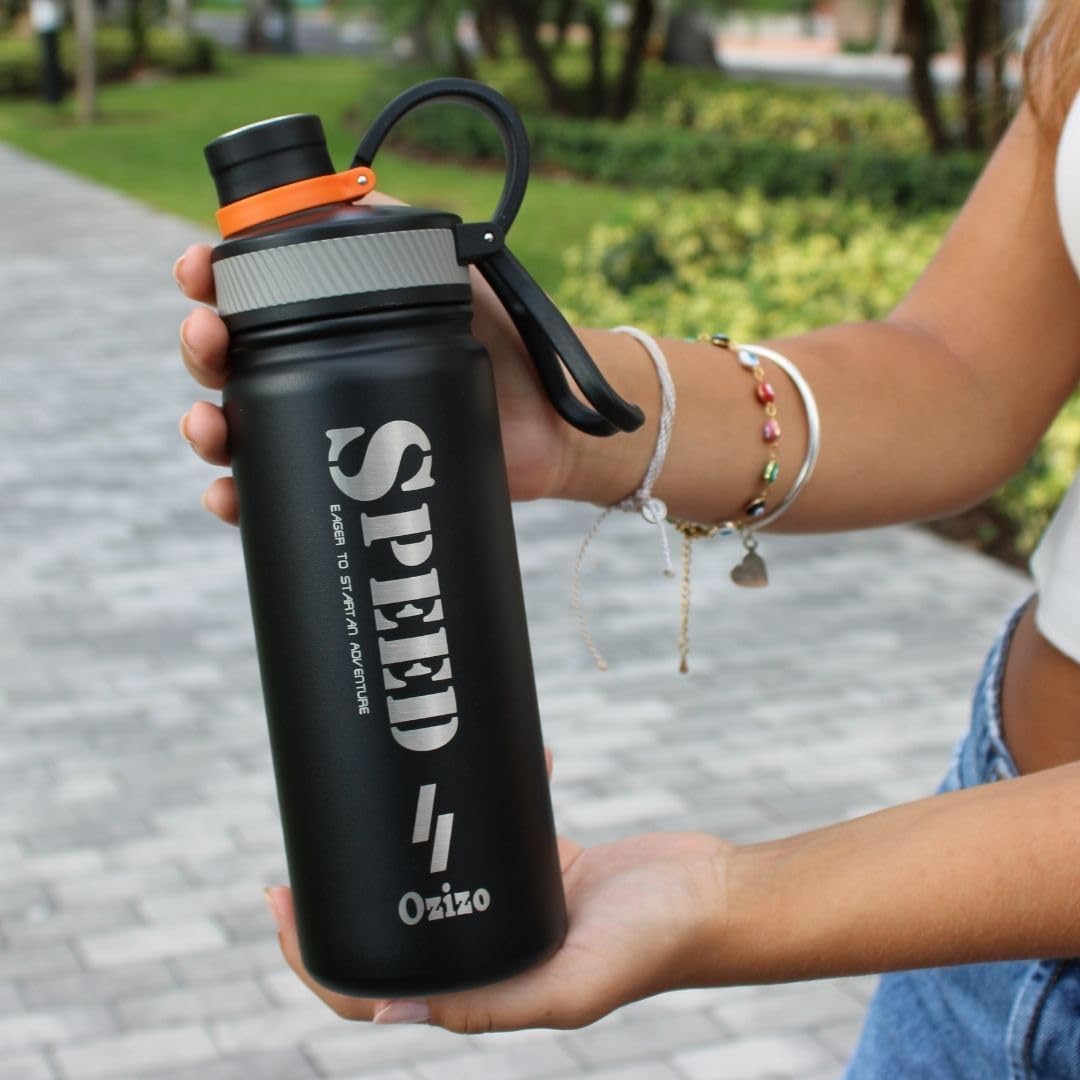 Ozizo Botella de agua deportiva aislada, tapa con popote, botella deportiva de acero inoxidable de 22 onzas, doble pared con tapa a prueba de fugas