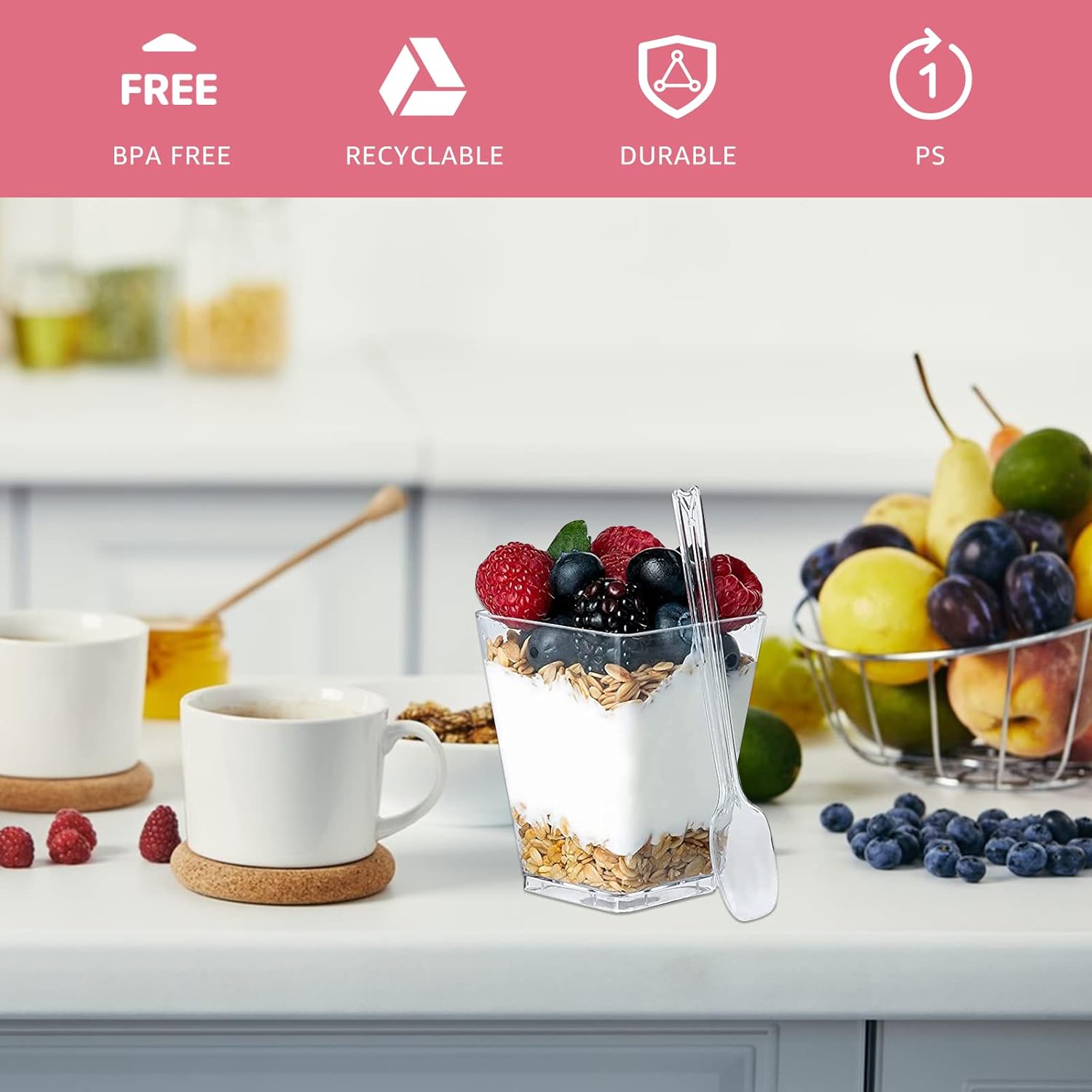 LISHINE Paquete de 100 tazas de postre de plástico de 5 onzas con tapas y cucharas, tazas de yogur para parfait con tapas, tazas desechables para
