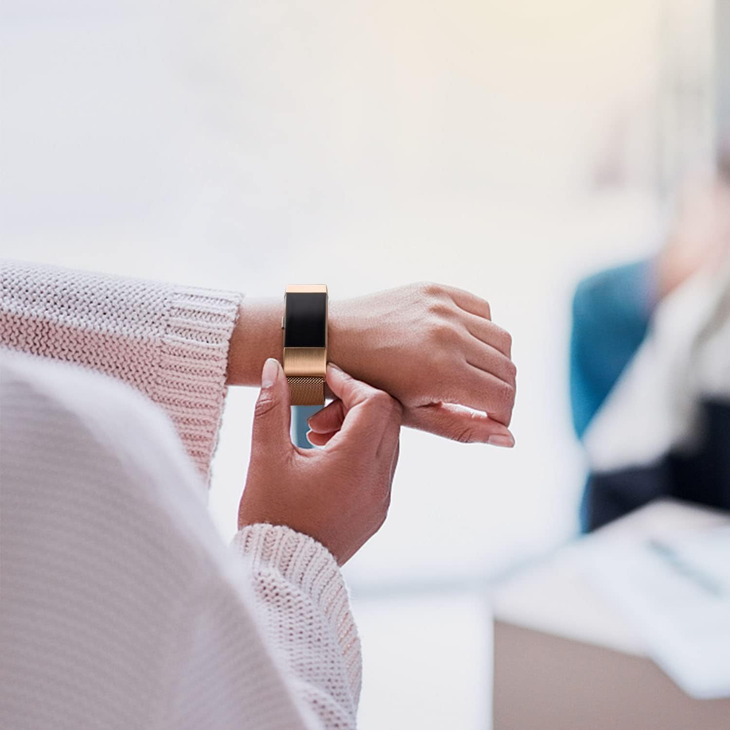 Vancle Correa de metal compatible con Fitbit Charge 2 bandas para mujeres y hombres, malla de acero inoxidable transpirable con cierre magnético