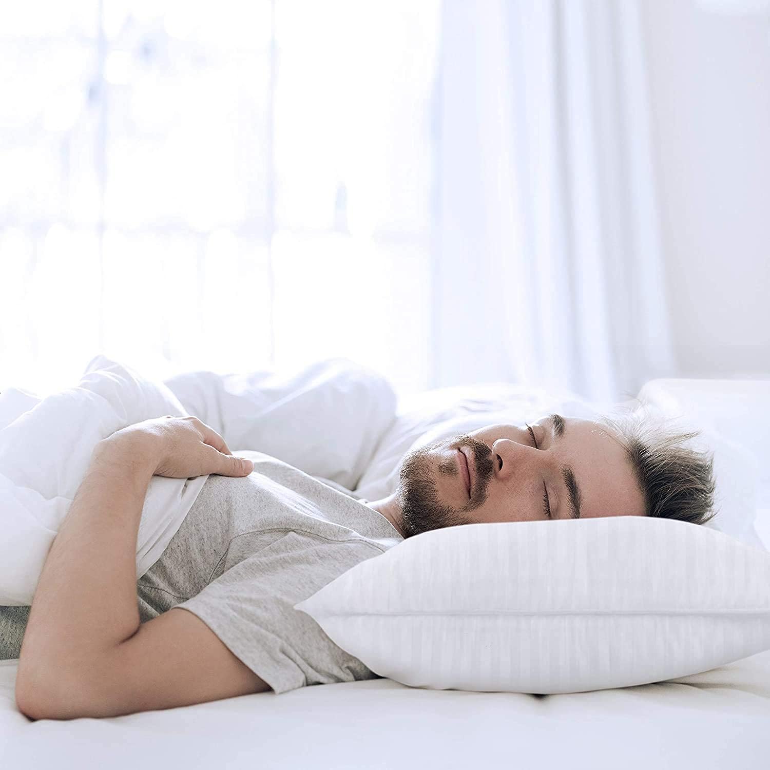 Utopia Bedding – Almohadas de cama para dormir, tamaño europeo (blanco), juego de 2, calidad de hotel refrescante, para dormir de espalda, boca