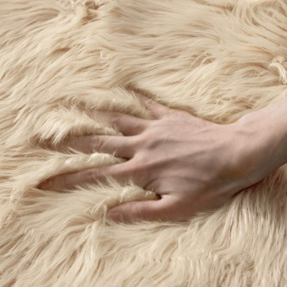 MIULEE – Tapete de pelo sintético de oveja, decorativo, supersuave, mullido, para poner al lado de la cama, sofá, suelo y habitación del bebé, 3 x 5