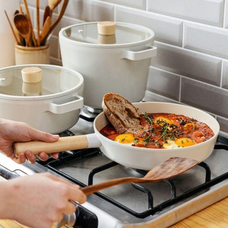 NEOFLAM FIKA – Juego de utensilios de cocina  Sartén de 7.1 in, sartén de 9.4 in, olla de 9.4 in  Hecho en Corea