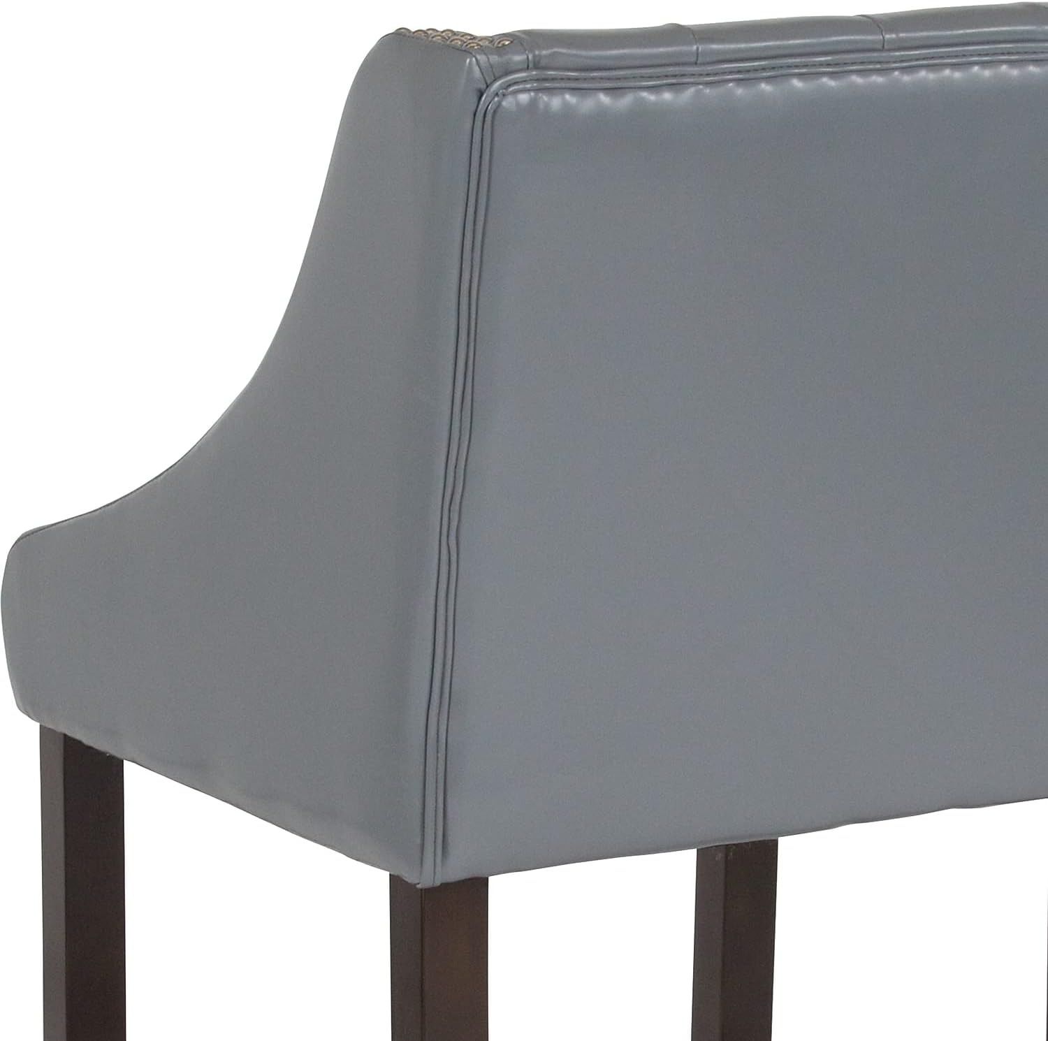 Flash Furniture Carmel Series – Taburete de transición de 24 pulgadas de altura de nogal copetudo con adornos de uñas en LeatherSoft gris claro