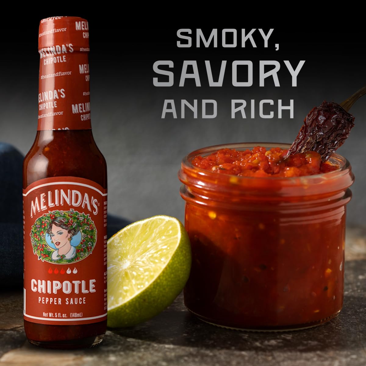 Melinda’s Salsa picante Chipotle  Salsa gourmet de chipotle  Hecho con chiles chipotle, chiles habaneros, zanahorias, cebolla, papaya y jugo de lima