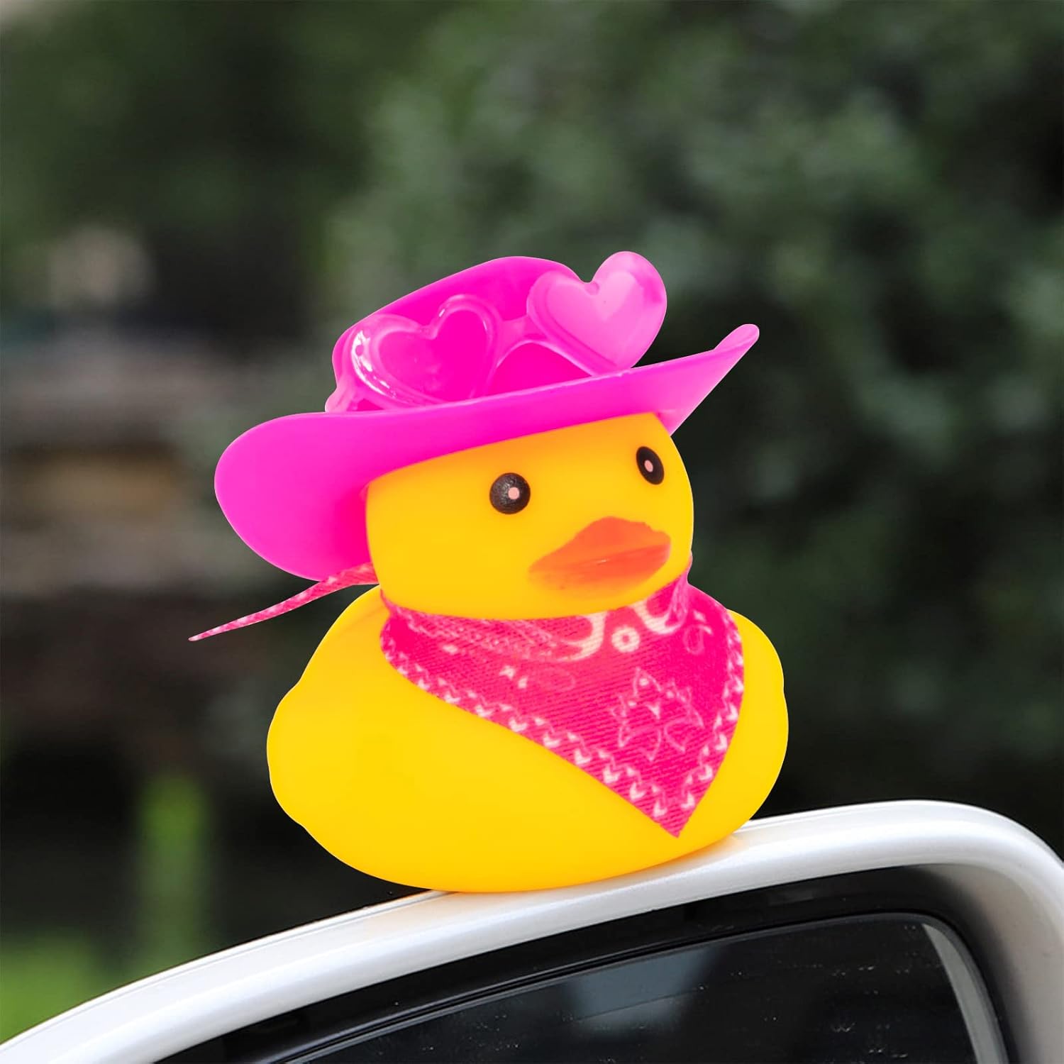 wonuu Decoración de pato de goma para automóvil, accesorios de decoración de tablero de instrumentos de vaquero occidental con mini anillo de