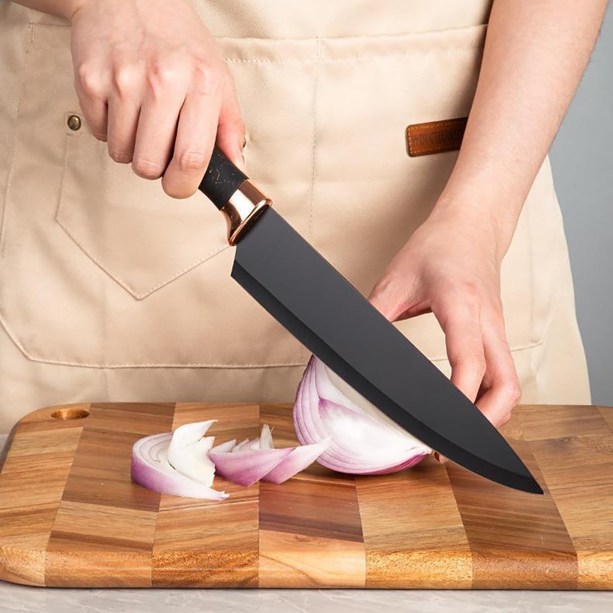 Juego de 8 cuchillos de cocina, cuchillos de chef, cuchillos de pan, cuchillos de carne, proceso de martillo, mango ergonómico de acero inoxidable
