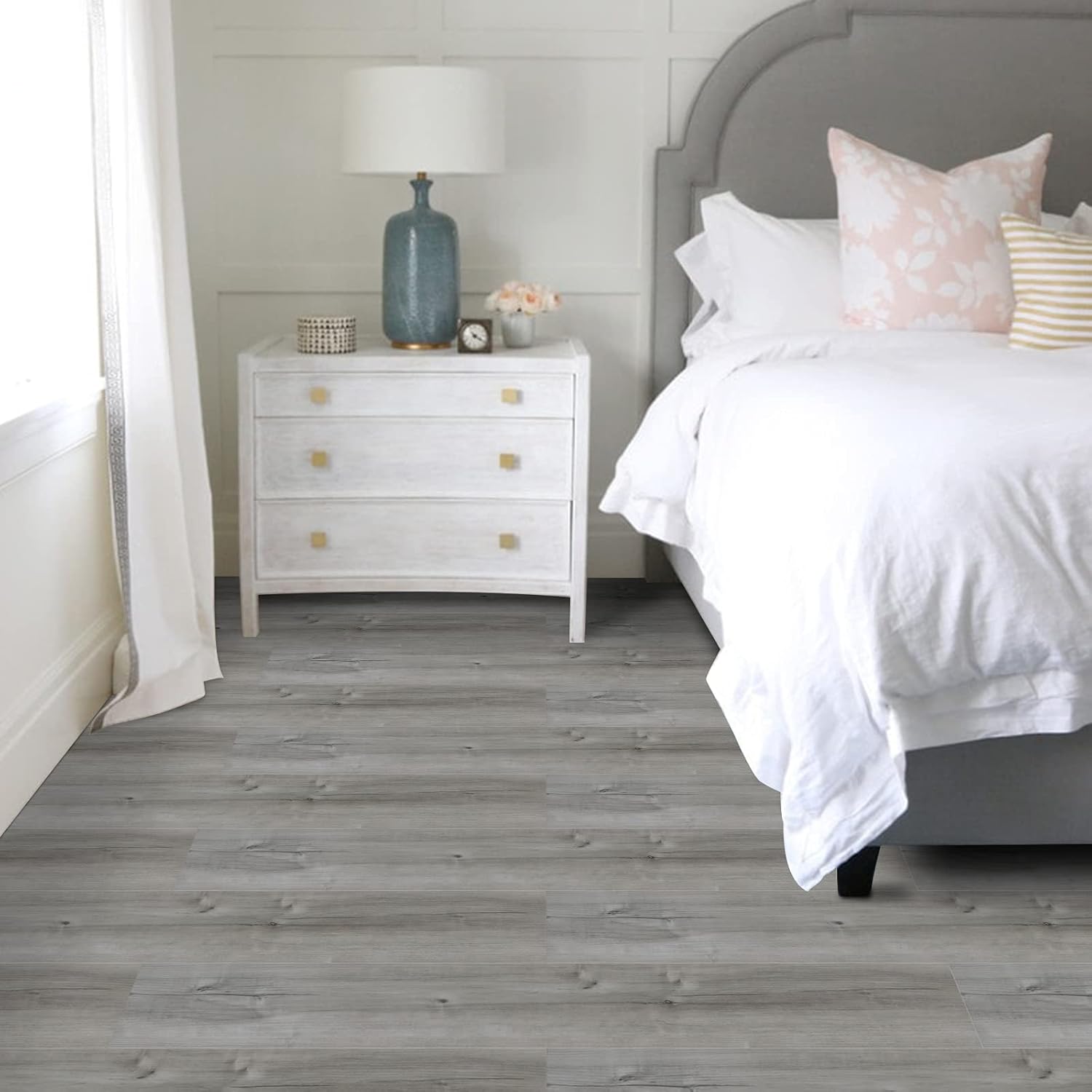 20 baldosas para suelo de despegar y pegar, 36 x 6 pulgadas, aspecto de grano de madera gris natural, autoadhesivas e impermeables para