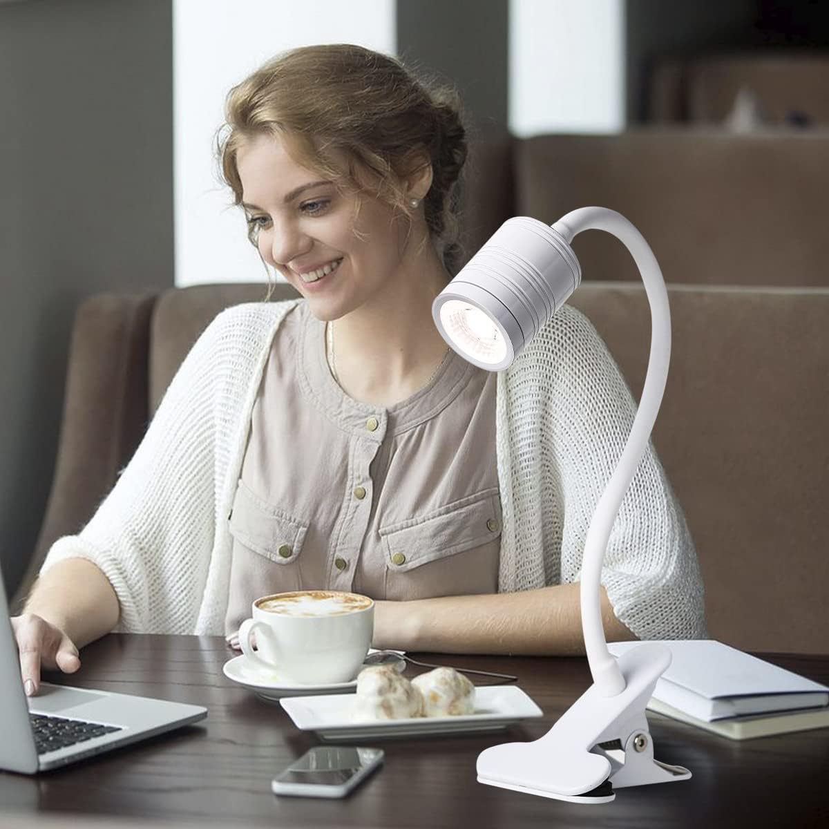 EAGLOD Luz LED de 3 brillos con abrazadera, lámpara LED portátil de clip, clip USB en la lámpara de escritorio, luz de lectura nocturna de cuello de