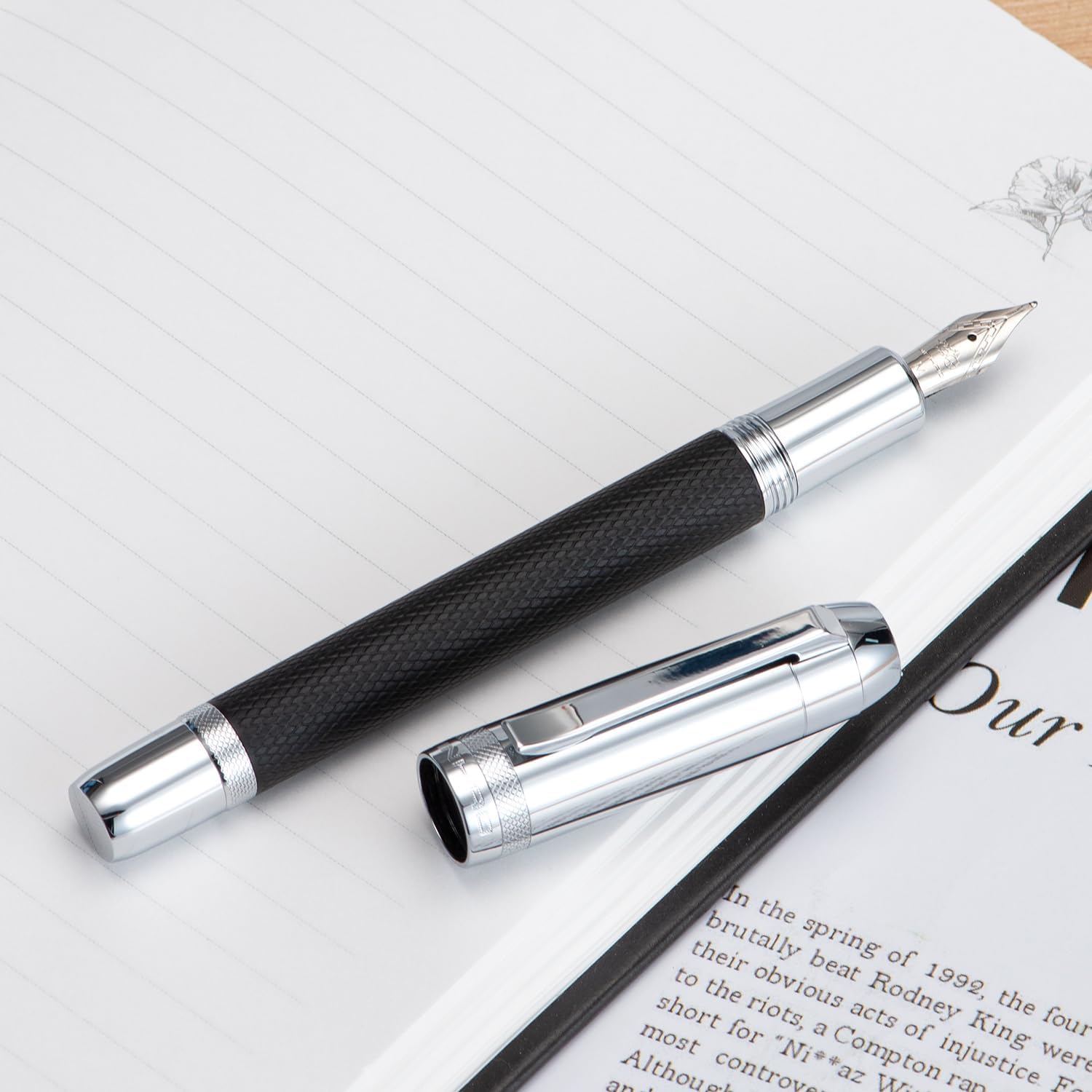 Jinhao 92 – Pluma estilográfica plateada negra, punta media, metal sólido con convertidor, lápiz de caligrafía