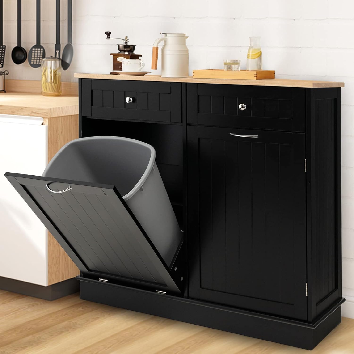 Armario de basura inclinable, isla de cocina con 2 cajones y estante ajustable, encimera de madera de goma, cesta de lavandería independiente,