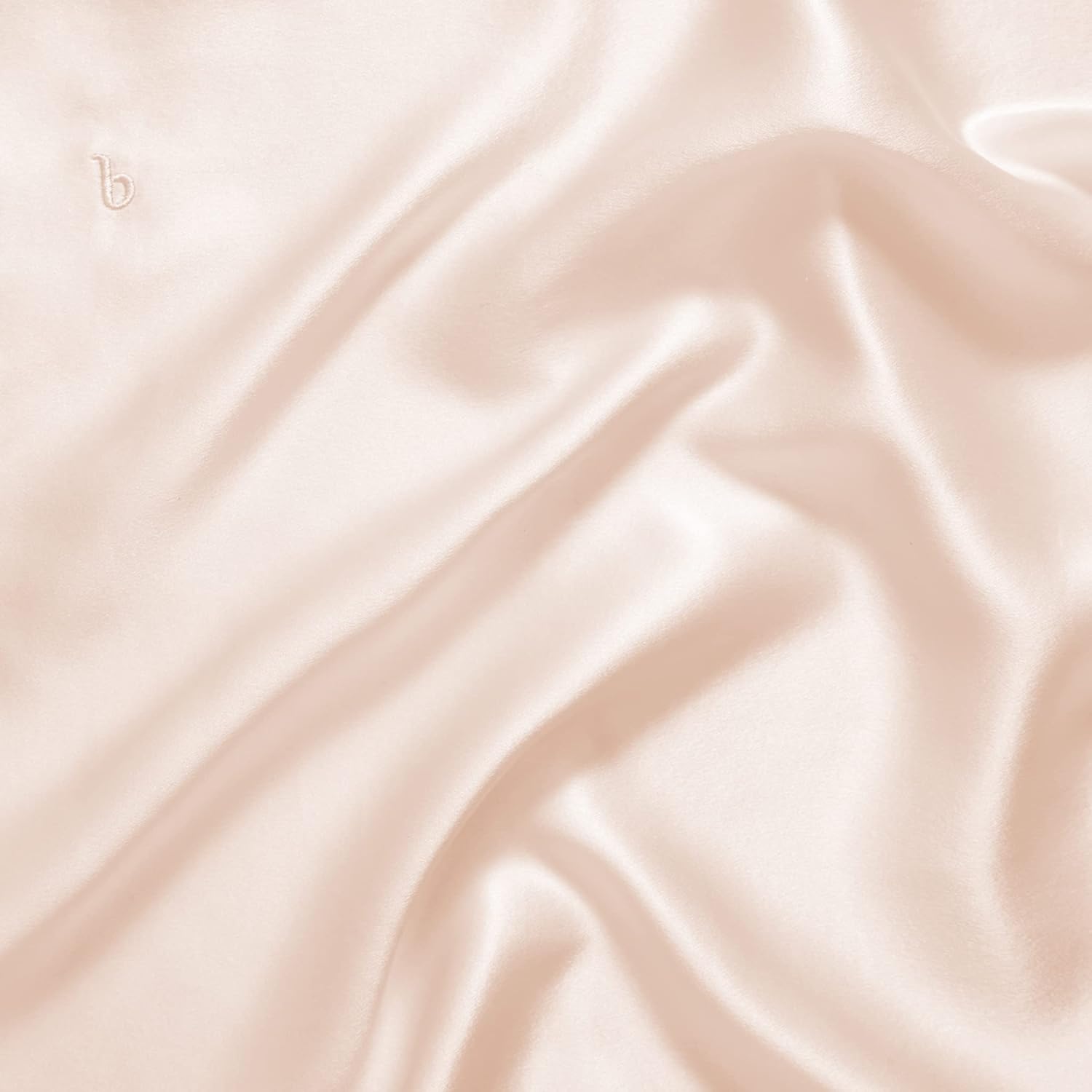 Brooklinen Juego de 100% seda de morera, 1 funda de almohada de tamaño estándar, 1 máscara de ojos y 3 coleteros de seda, rosa rubor  Beneficios