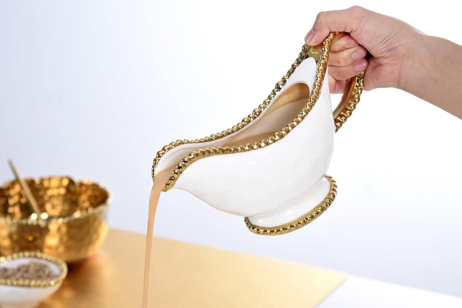 Pampa Bay Salerno Salerno – Salsa de porcelana con borde de cuentas de titanio, blancodorado
