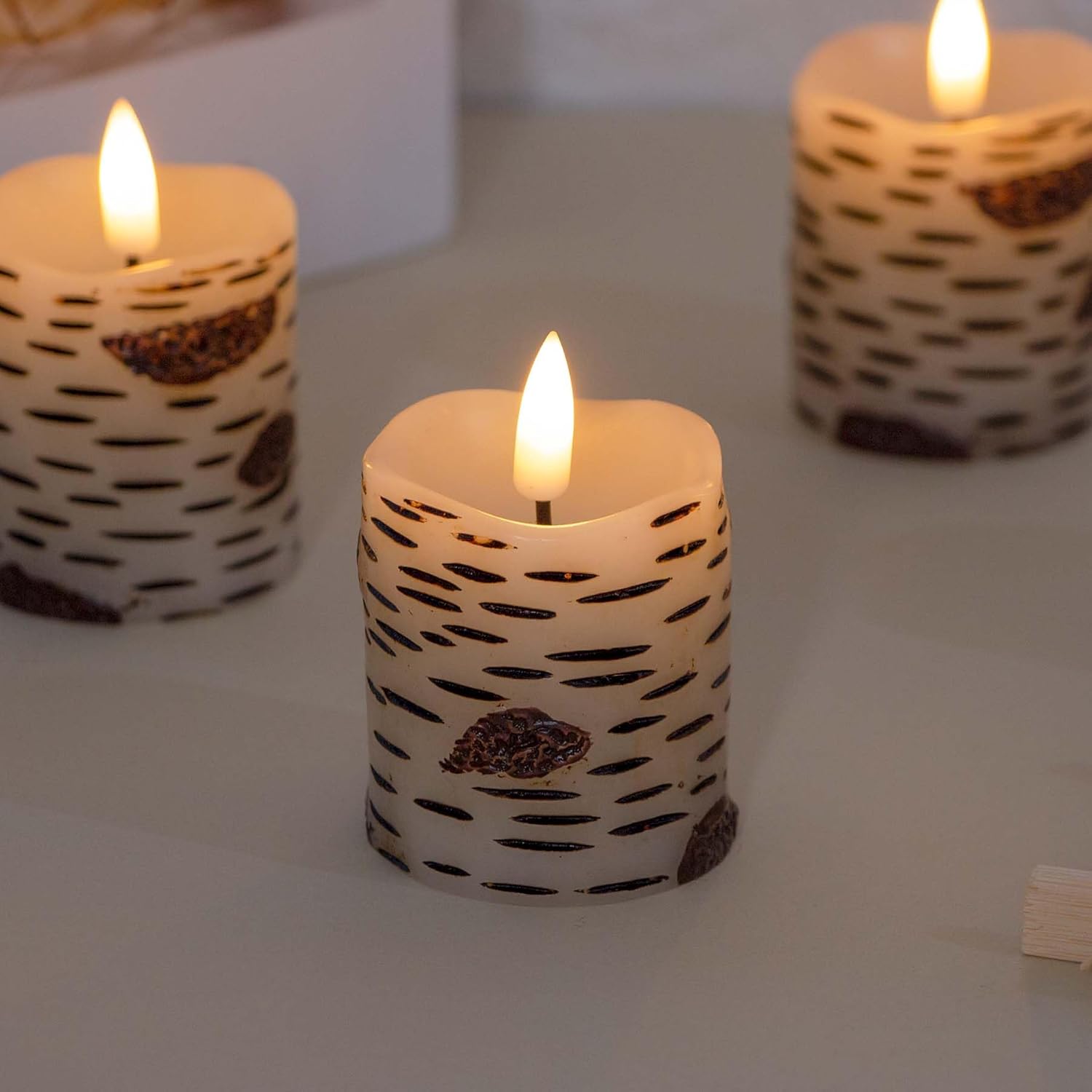 Velas LED sin llama, con temporizador remoto de corteza de abedul, funciona con pilas, parpadeantes de mecha 3D, paquete de 6 velas votivas de cera