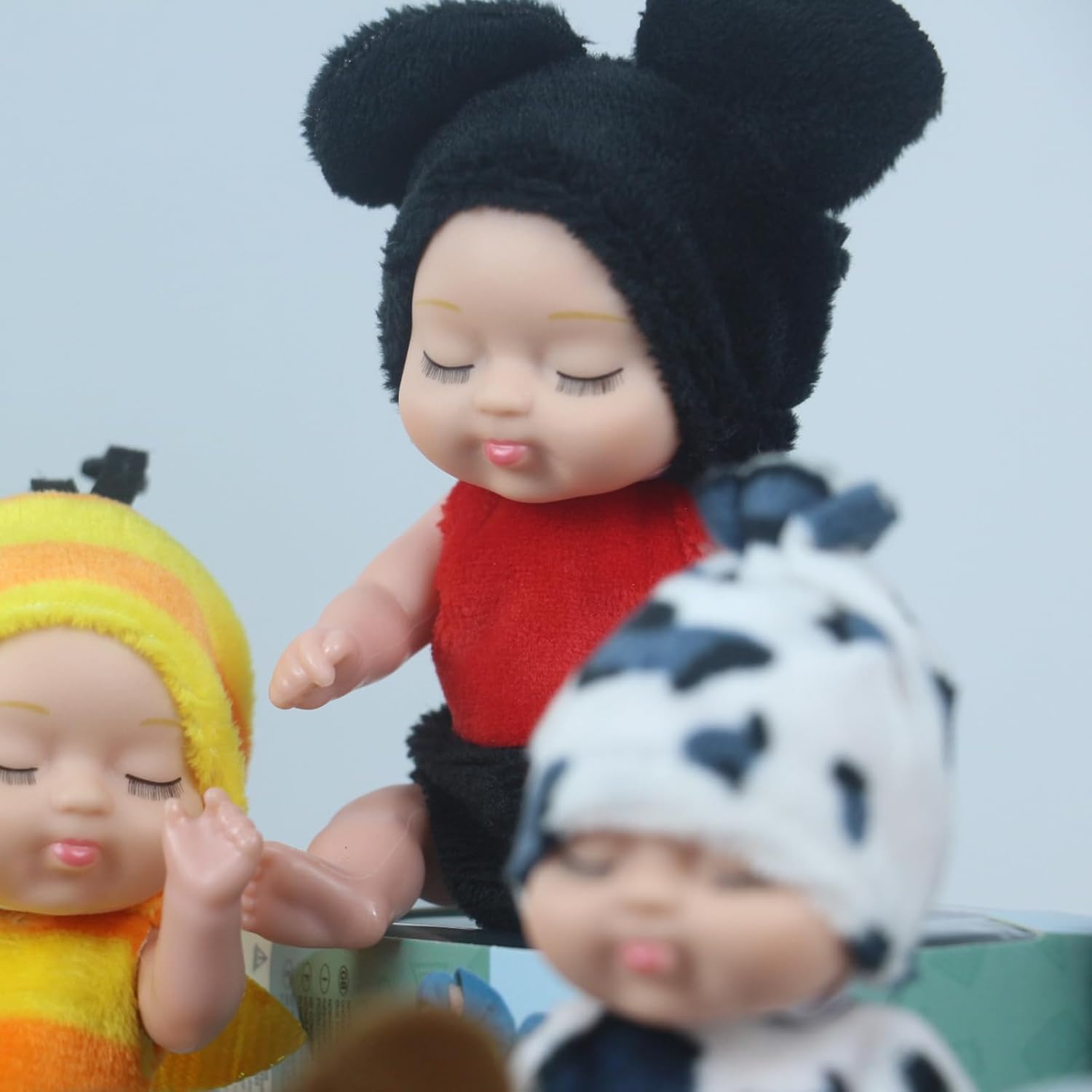Mini muñecas pequeñas de 4 pulgadas, figuras de acción, 6 bebés pequeños en una caja de regalo (edición C)