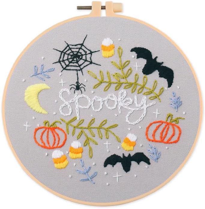 Kits de iniciación de bordado estampado con patrón de murciélago de Halloween para principiantes con aros de tela, hilos de color, kits de punto de
