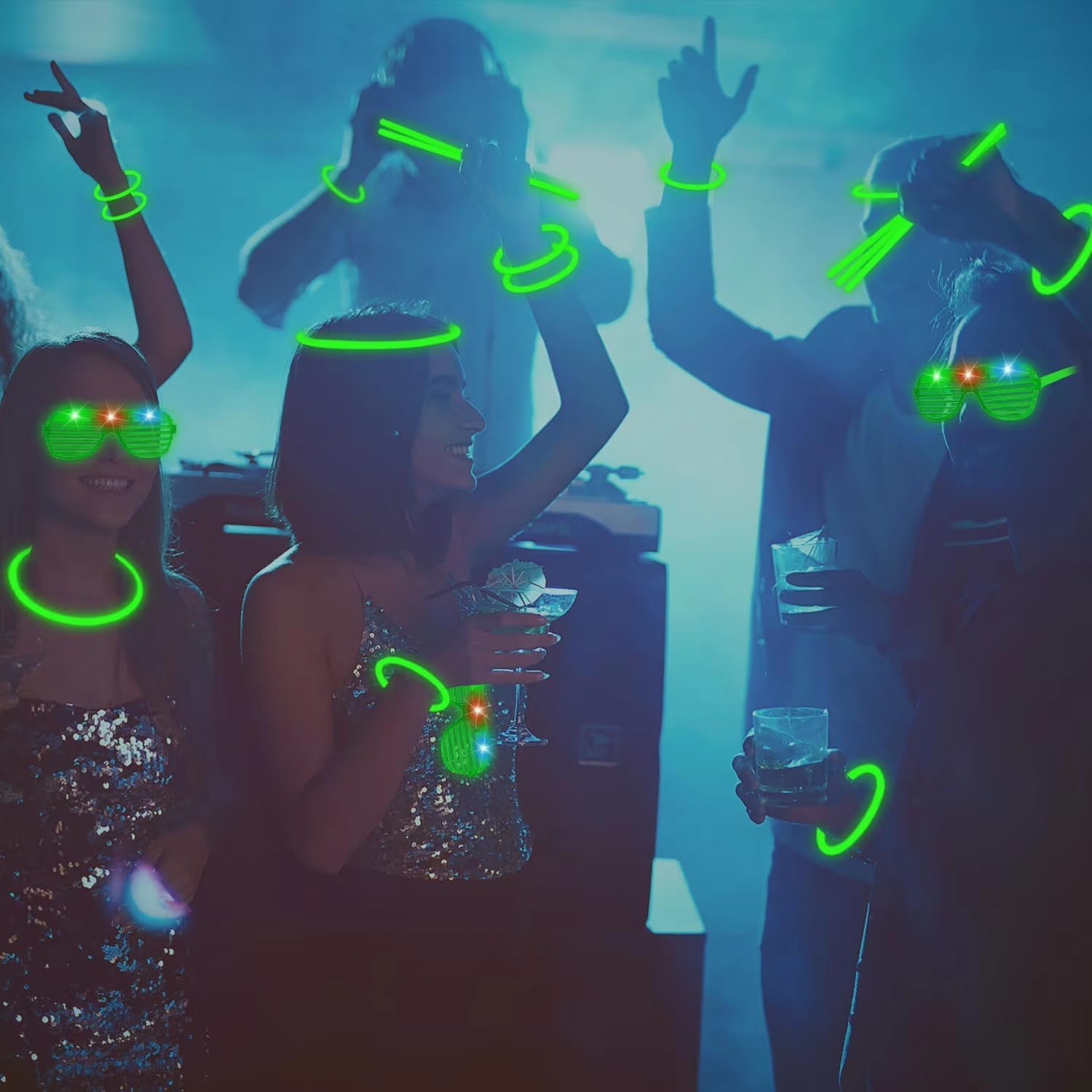115 piezas de suministros de fiesta que brillan en la oscuridad, 100 collares verdes brillantes a granel, 15 lentes LED para el 4 de julio, juguete