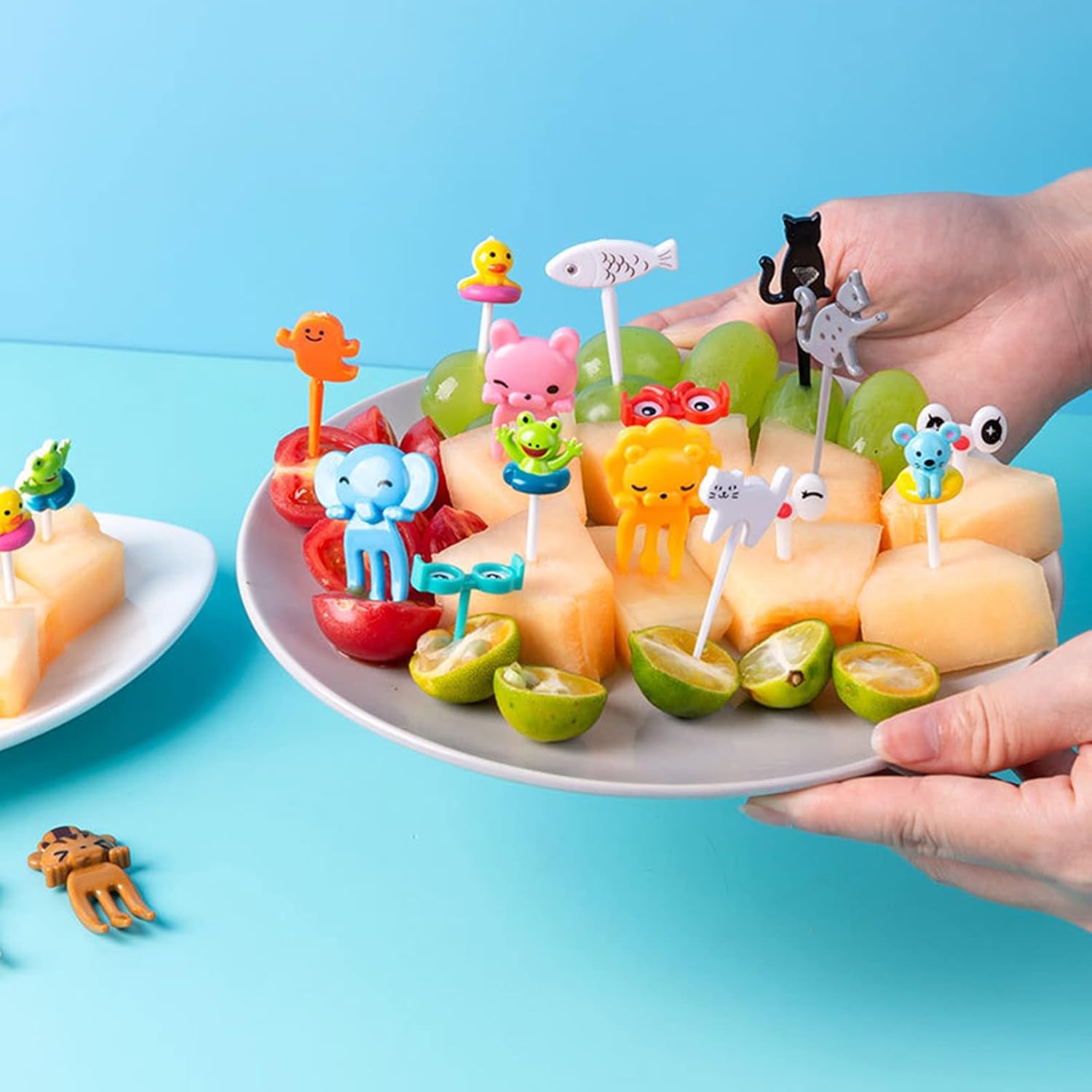 1 juego de tenedores de frutas para niños, lindos palillos de dientes de dibujos animados, antideslizantes, reutilizables, decorativos, de plástico,