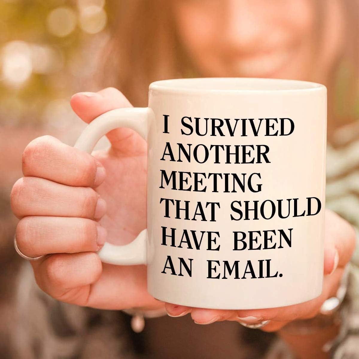 YHRJWN Taza de correo electrónico con texto en inglés “I Survivved another meeting that should be an email” The Office Mug inspirador Mug Funny