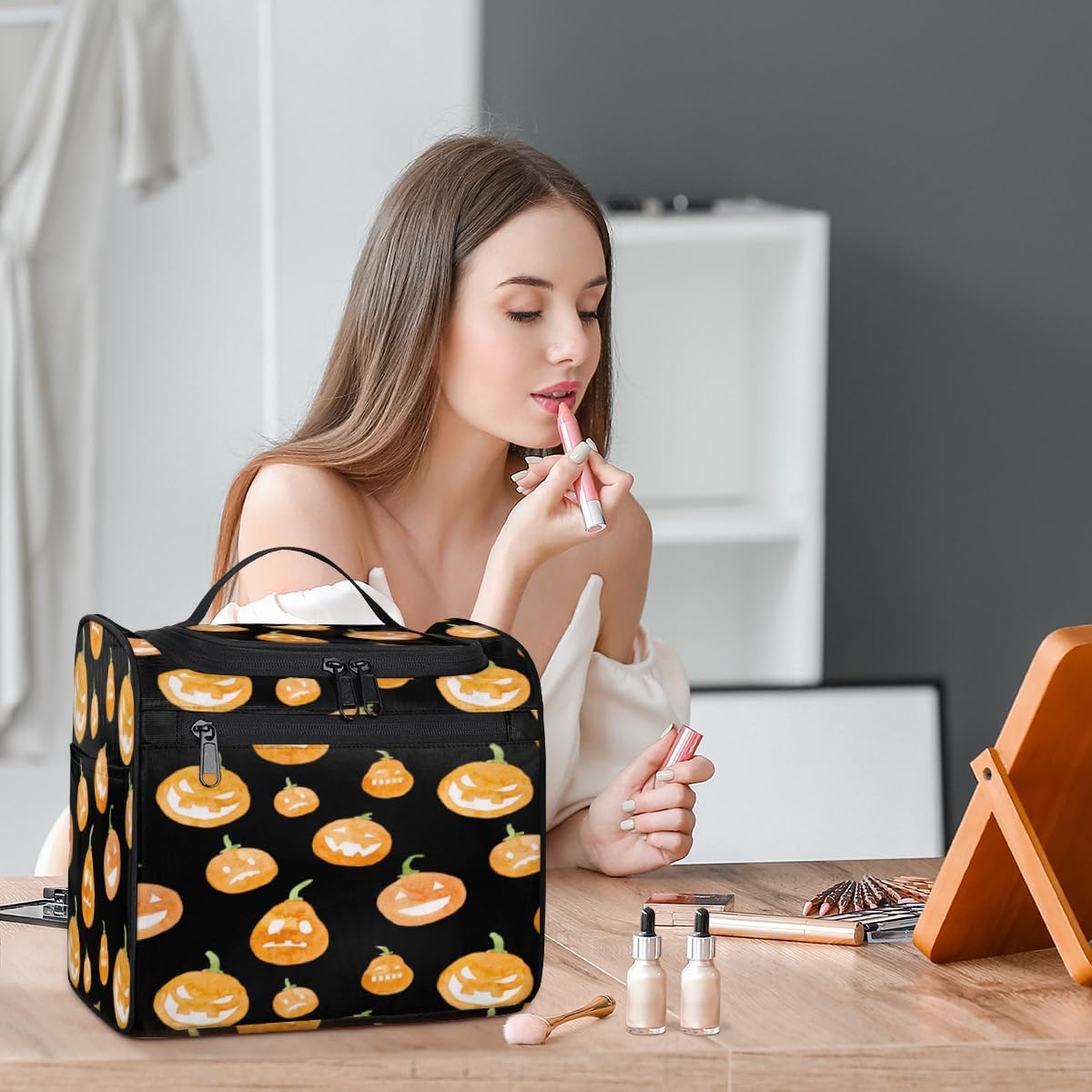 Halloween Modern Decor Toiletry Bag for Women Travel Makeup Organizer with Hanging Hook Traveling Cosmetic Bags for Toiletries Accessories