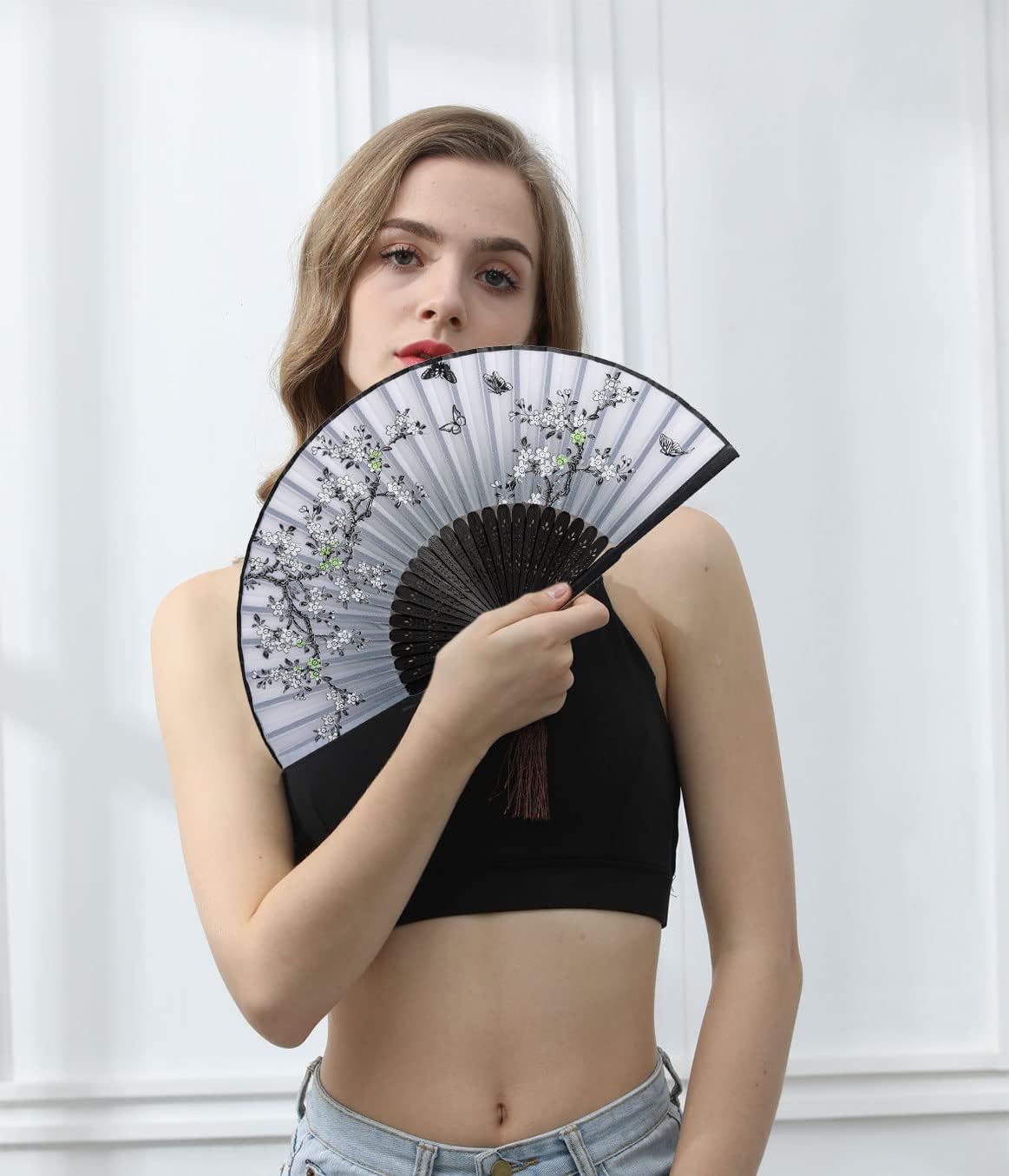 Amajiji Pequeños abanicos de mano plegables, mantente fresco y elegante con abanicos de seda de mano de bambú, perfectos para sofocos, festivales de