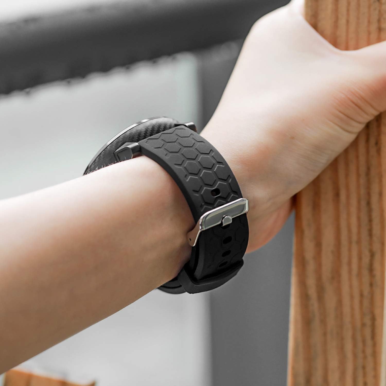 Bandas compatibles con Dirrelo Smart Watches para mujeres, correa de repuesto de silicona suave ajustable para reloj de pulsera compatible con