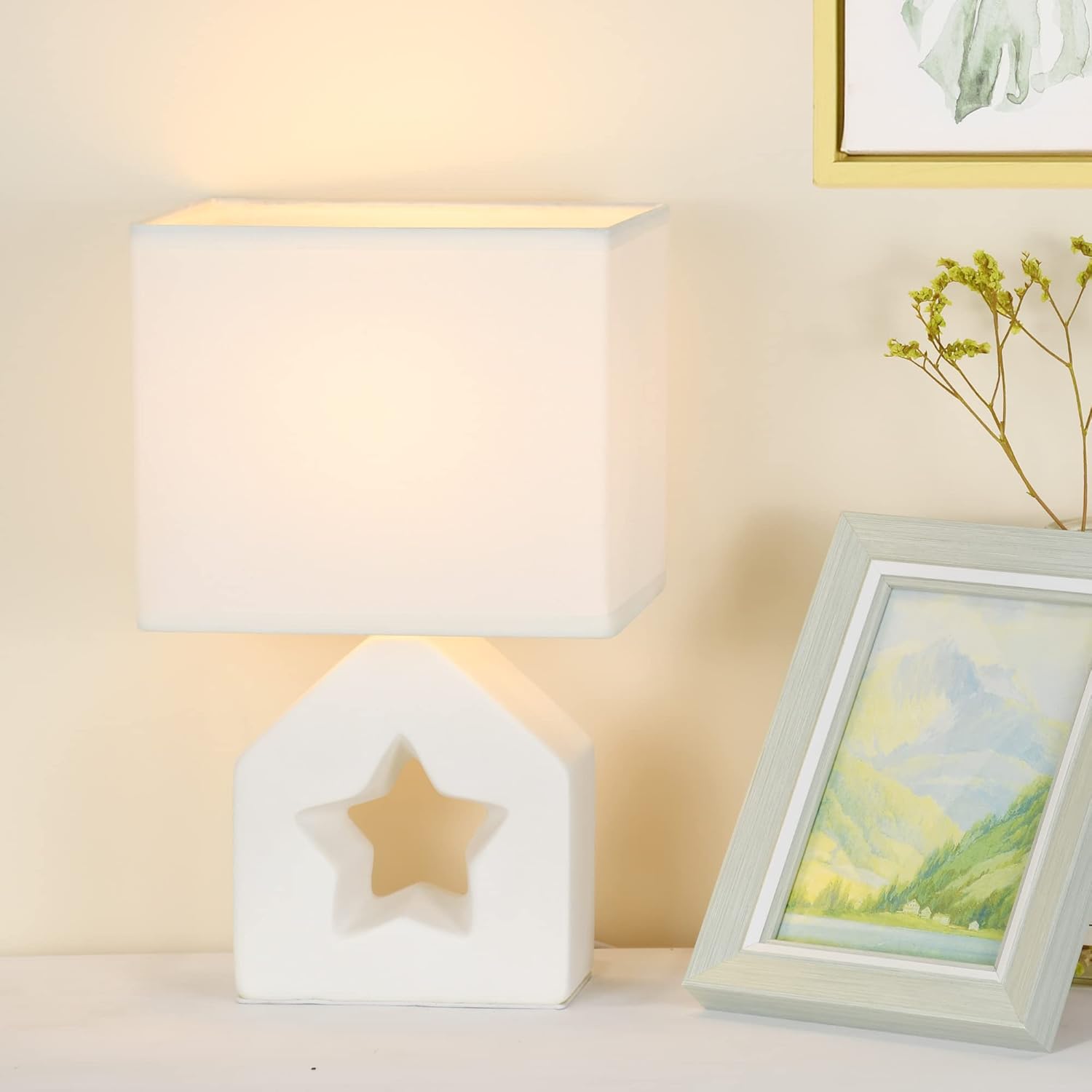Lampwell Vera – Lámpara de mesa pequeña para sala de estar como lámpara de mesita de noche para dormitorio, lámpara de mesa moderna de cerámica,