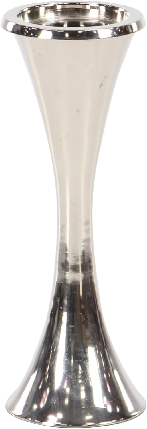 Deco 79 Moderno portavelas sólido de aluminio, juego de 3 12 pulgadas, 15 pulgadas, 18 “H, plateado