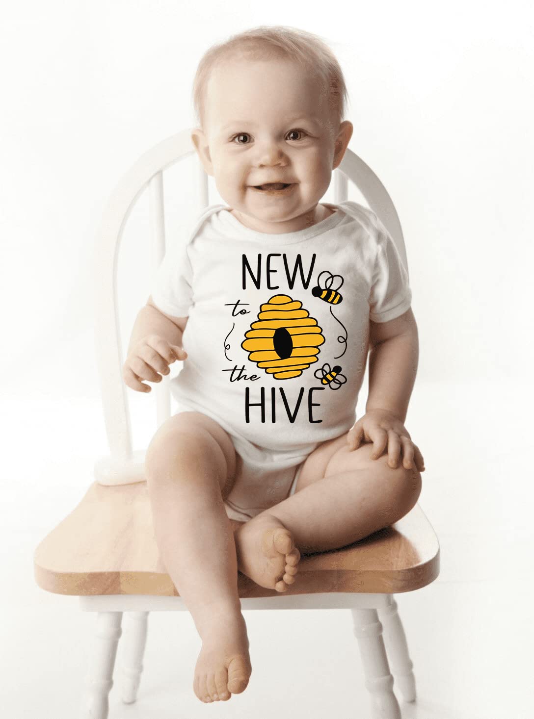 Cute Honey Bee Baby Bodysuit New To The Hive Pregnancy Announcement Onesie Kids Funny Shirt Summer Birthday Shower (0-6 Months, HIVE-Short Sleeve