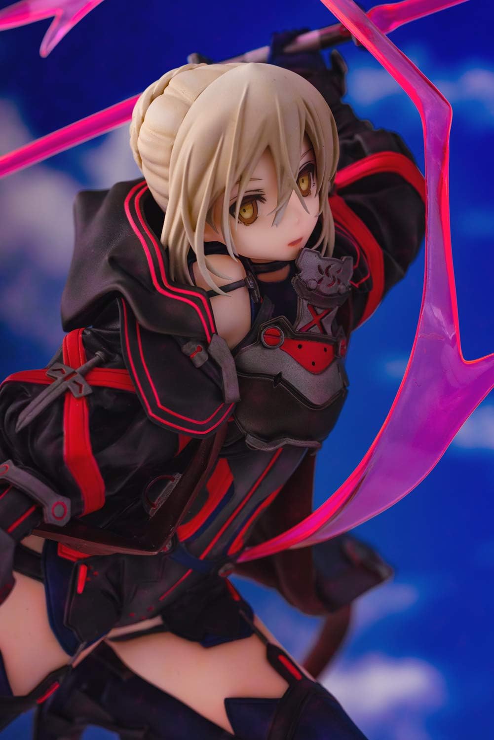 Aoshima FateGrand Order Berserker (Mysterious Heroine X Alter) Figura de PVC a escala 17, multicolor