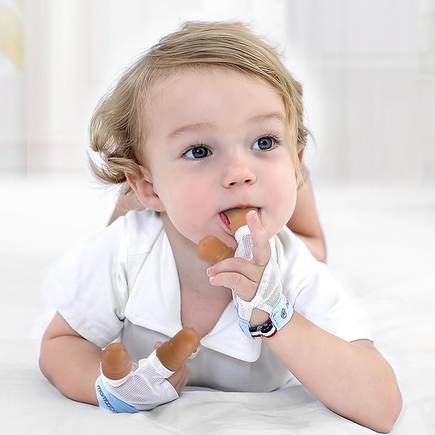 Tope de succión de pulgar para niños de 1 a 2 años de edad, protector de dedos de silicona para chupar el pulgar con malla transpirable, kit de