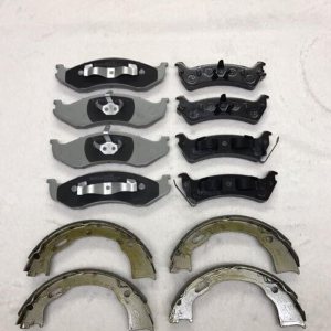 Almohadillas delanteras y traseras, zapatos de estacionamiento compatibles con Jeep Grand Cherokee ZJ 1994-1998 BBPZJ006 Almohadillas delanteras y traseras, zapatos de estacionamiento compatibles con Jeep Grand Cherokee ZJ 1994-1998 BBPZJ006