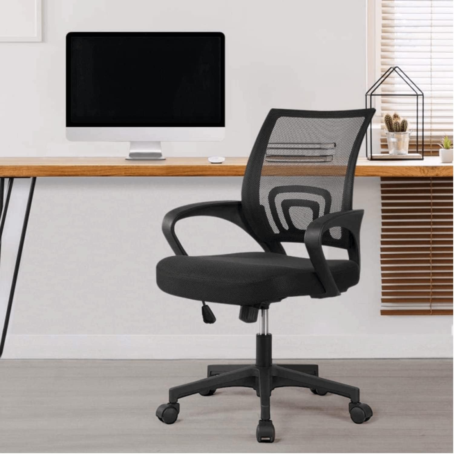 Silla de oficina en casa, silla de escritorio ergonómica, silla de computadora de malla con soporte lumbar y reposabrazos, silla de trabajo