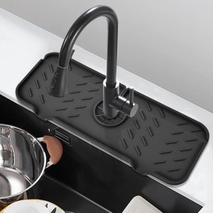 SKitchen – Protector contra salpicaduras para fregadero de 15.4 x 5.5 pulgadas, protector de salpicaduras mejorado para grifo con drenaje SKitchen – Protector contra salpicaduras para fregadero de 15.4 x 5.5 pulgadas, protector de salpicaduras mejorado para grifo con drenaje