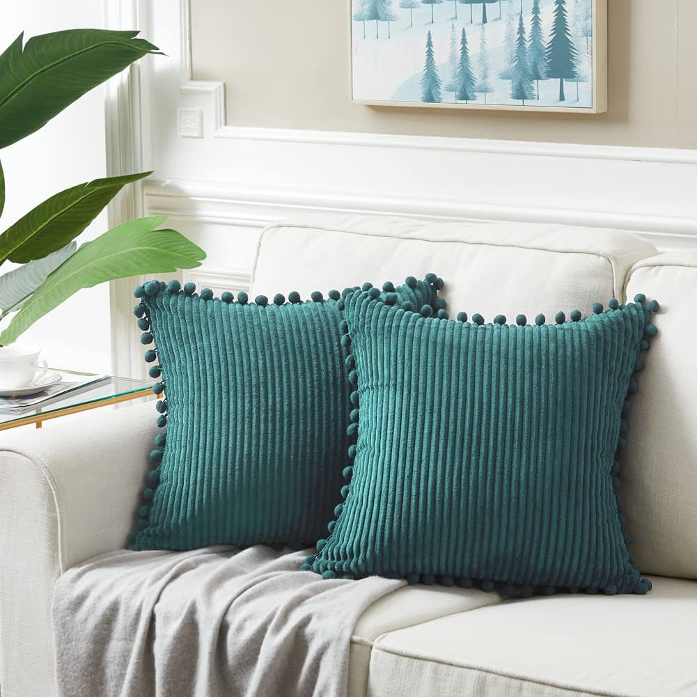 Fancy Homi Paquete de 2 fundas de almohada decorativas color verde azulado de 16 x 16 pulgadas con pompones para sala de estar, sofá y dormitorio,