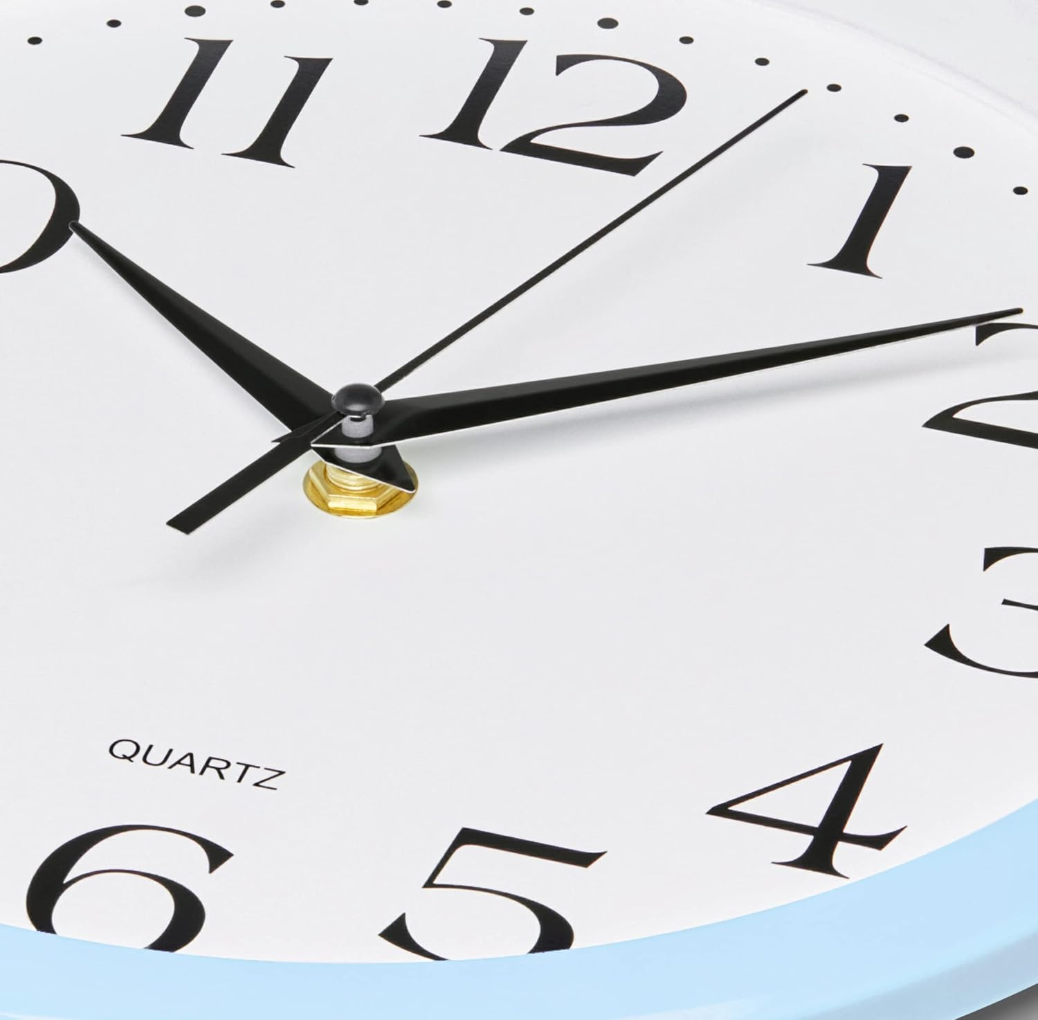 Bernhard Products Reloj de pared azul claro, silencioso, sin tictac, cuarzo de calidad de 12 pulgadas, funciona con pilas, redondo, fácil de leer,
