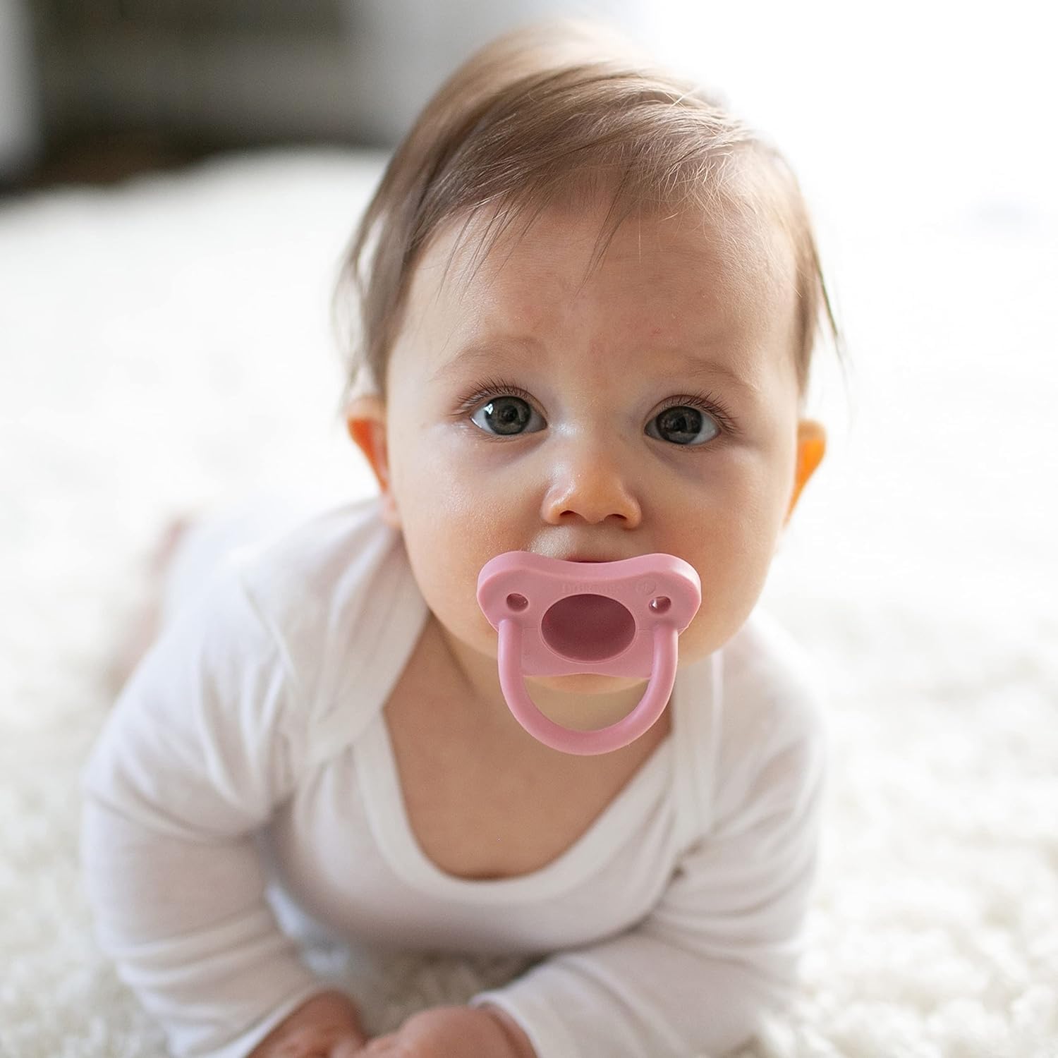 Dr. Brown’s HappyPaci – Chupete de bebé 100% de silicona, diseño contorneado de una pieza, rosa, blanco, rosa claro, 0.0-19.7 ft, sin BPA, paquete