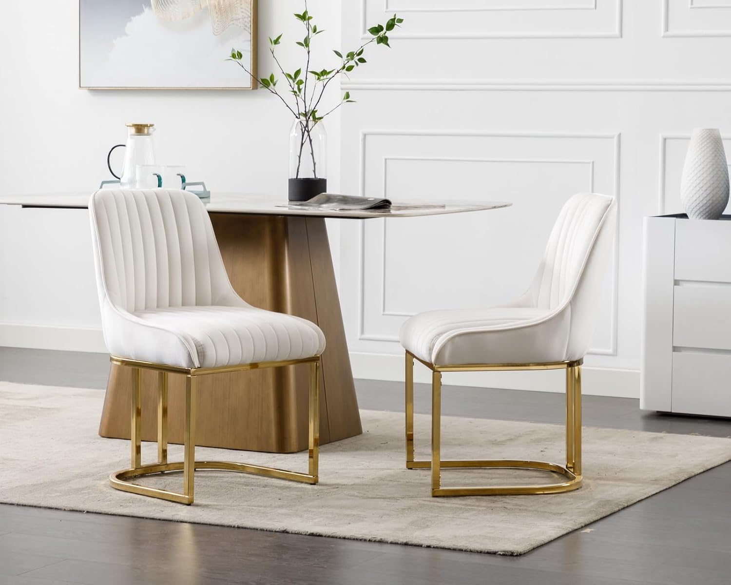 CIMOTA Juego de 2 sillas de comedor de terciopelo blanco moderno, tapizadas, cómodas sillas de cocina y comedor con patas de metal dorado, sillas de