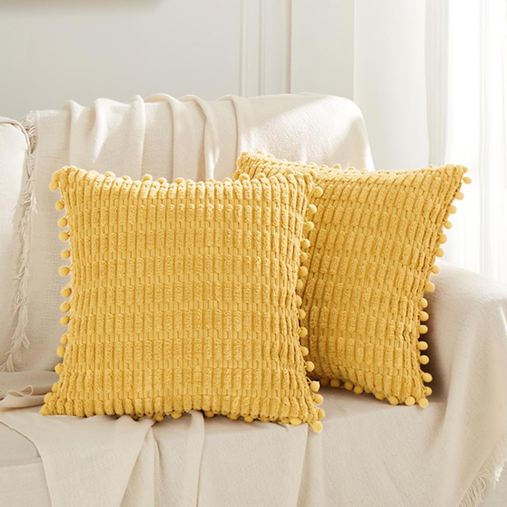 Fancy Homi Paquete de 2 fundas de almohada decorativas amarillas de 20 x 20 pulgadas con pompones para sala de estar, sofá, cama, sofá, rústico,