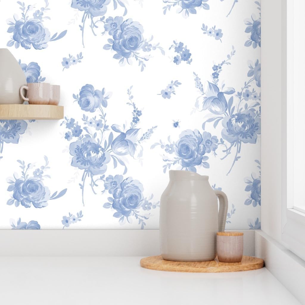 Spoonflower Muestro de papel tapiz removible – Romántico Floral Azul Blanco Shabby Chic Flores Primavera Desvanecido Papel pintado personalizado