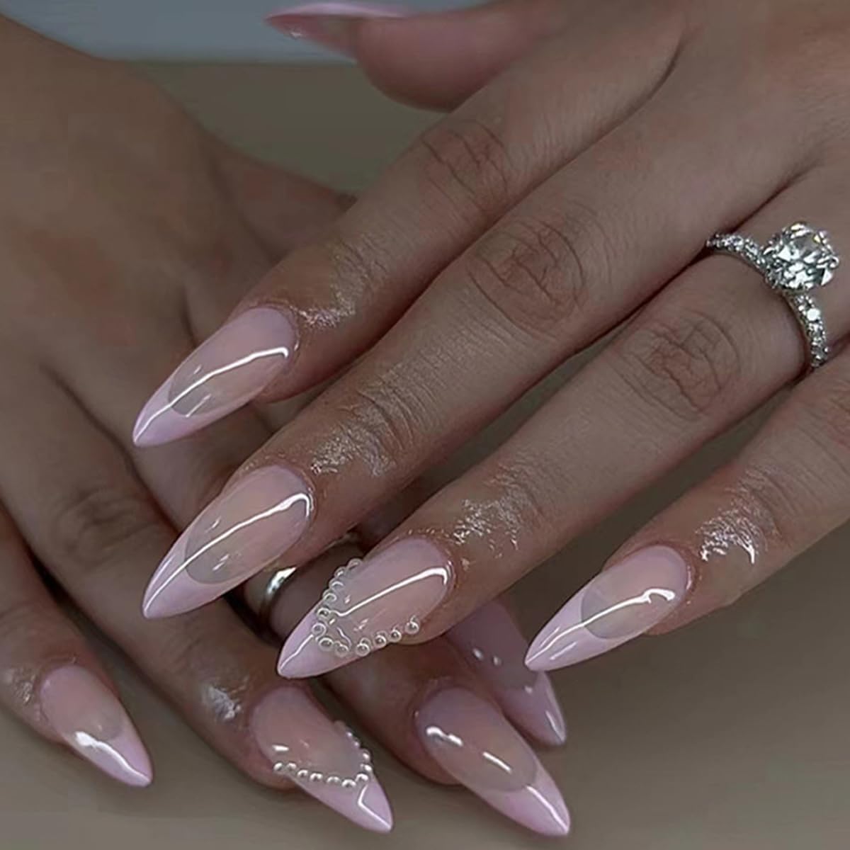 Juego de 24 uñas postizas a presión color nude de almendra, tamaño mediano, kawaii, lindas uñas postizas a presión, color rosa, francesas, cobertura