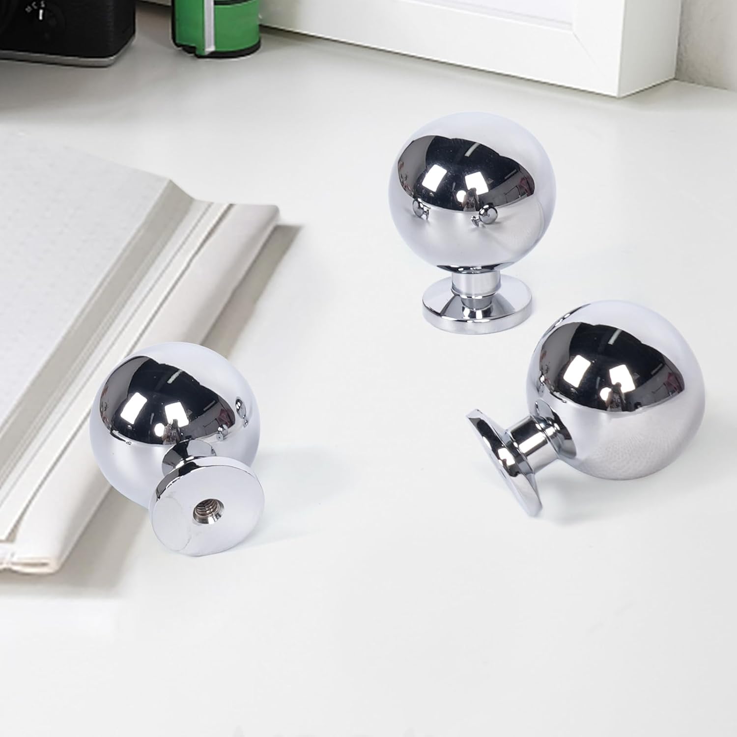 Perillas redondas de cromo pulido para gabinete, paquete de 2 manijas de latón macizo, accesorios para tocador, cocina, dormitorio, baño, cajón